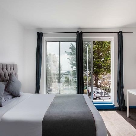 The Clacton Hotel 外观 照片