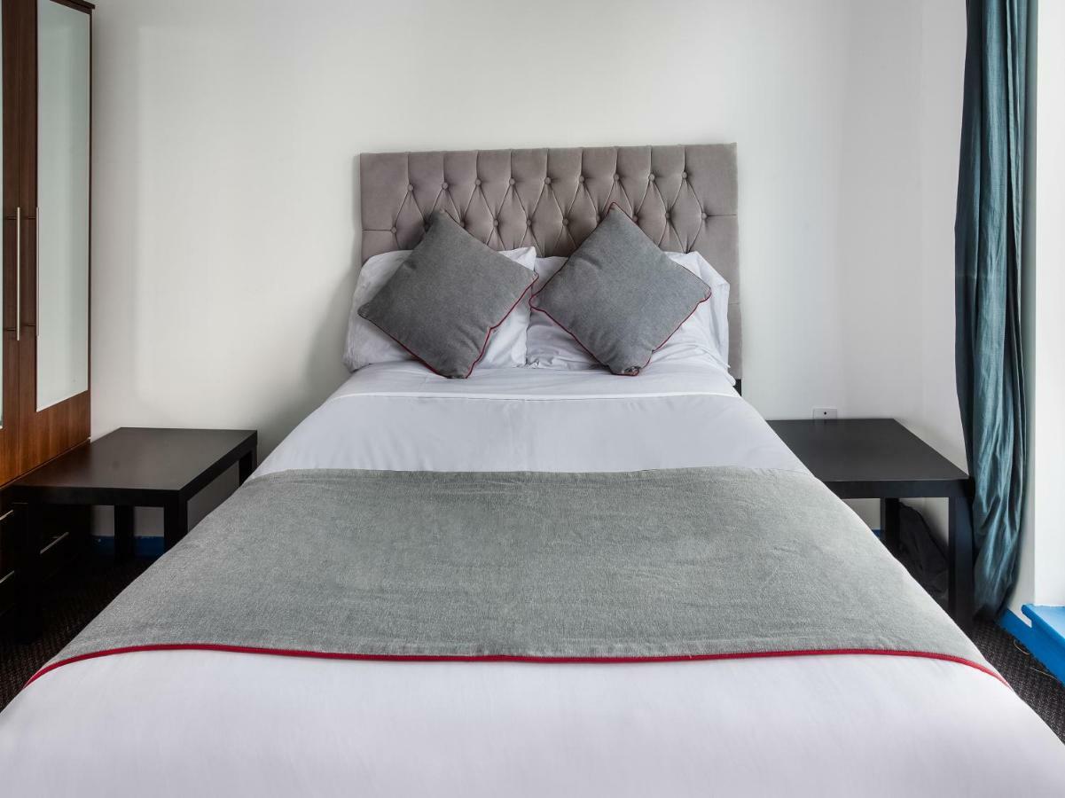 The Clacton Hotel 外观 照片